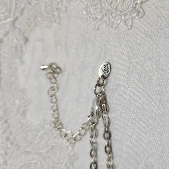 VIVA PINK PENDANT NECKLACE WITH PINK BEADS AND SILVER COLORED CHAIN W/2" EXTENDR - Picture 5 of 6